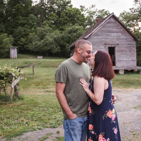 Meet your Posher, Megan - Picture 1 of 1